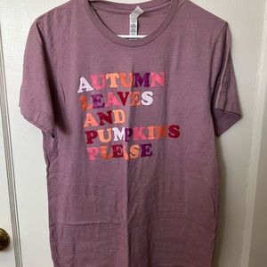 Medium sized Mauve “Autumn Leaves and Pumpkins Please” T-shirt